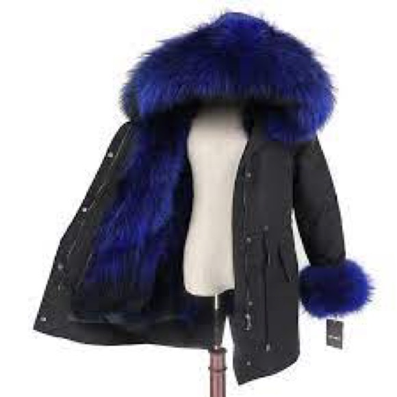 ‼️WOW‼️BLACK Parka with REAL FUR (Raccoon blue fur) GREAT STYLISH AND WARM!💕 - Picture 3 of 12